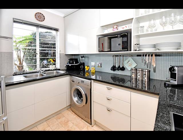 2 BEDROOM TOWNHOUSE FOR SALE IN KELLAND